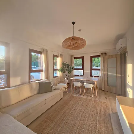 With Private Pool, Seki Sarme, Evrenseki, Side Nyaraló Ilica (Manavgat)